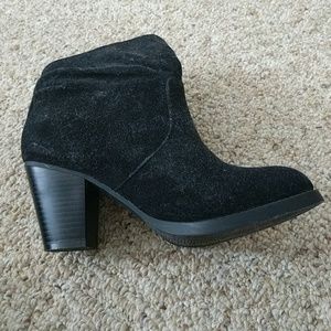 Heeled bootie